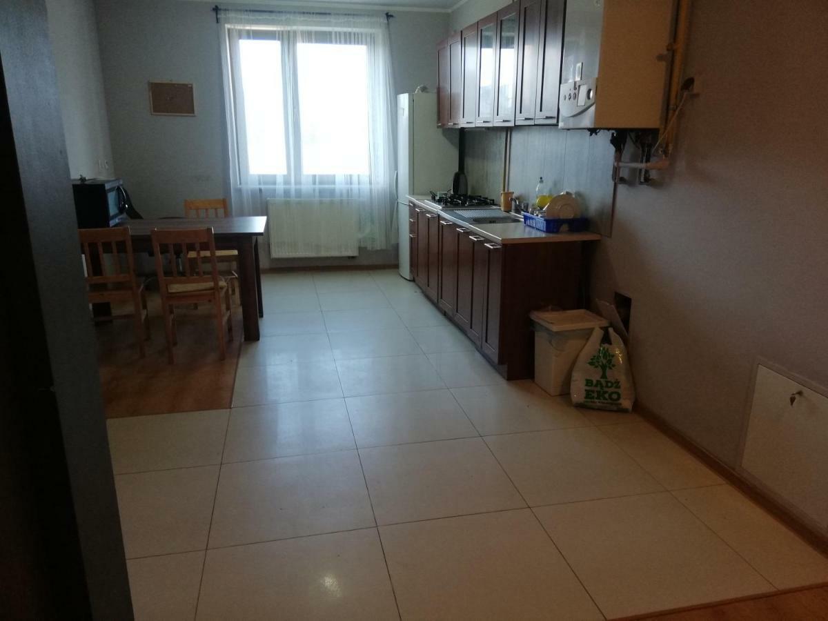 Apartamento Pokoje Przy Rondzie Częstochowa Exterior foto