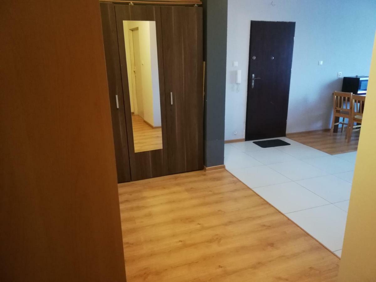 Apartamento Pokoje Przy Rondzie Częstochowa Exterior foto