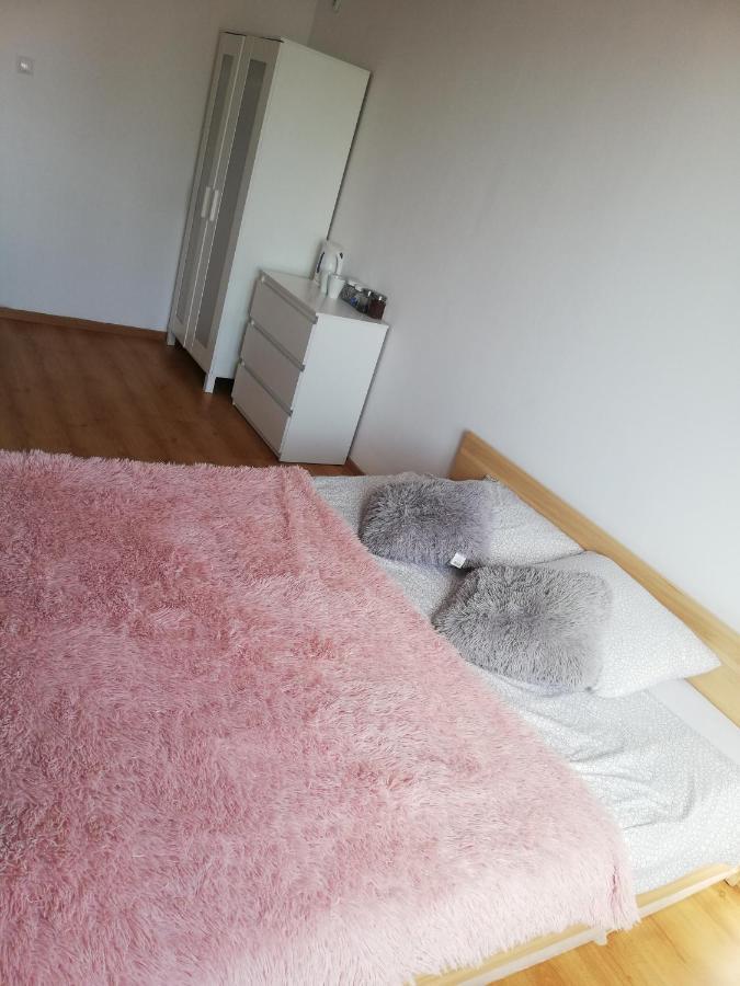 Apartamento Pokoje Przy Rondzie Częstochowa Exterior foto